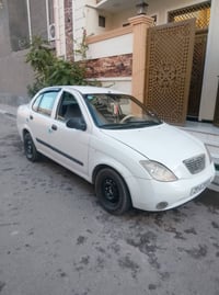 موديل ٢٠١٥ • رقم كوت انكليزي • محرك وكير تمام