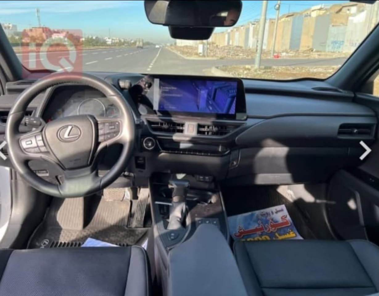 للبيع – Lexus UX 250h 2024 🔥
لكزس UX 250h موديل 2024 هايبرد 
🔹 أعلى مواصفات 
🔹 ماشية فقط 40 ميل
🔹 شاشة لكزس الكبيرة
🔹 Hybrid 250h
🔹 فتحة سقف
🔹 داخلية جلد
🔹 مقاعد كهربائية
🔹 تدفئة وتبريد المقاعد
🔹 ذاكرة للمقاعد
🔹 تشغيل بصمة / دخول ذكي
🔹 كاميرات 360°
🔹 حساسات أمامية وخلفية
🔹 رادار ومثبت سرعة متكيف
🔹 نظام المحافظة على المسار
🔹 تحذير النقطة العمياء
🔹 فرملة طوارئ
🔹 إضاءة LED
🔹 شاشة وسطية كبيرة مع أنظمة الاتصال
🔹 نظام صوت فاخر
🔹 Apple CarPlay & Android Auto

🚨 السيارة صورة حدثها موجود قطعتين ومصلّحة، وحالتها فوق الممتازة.

📍 السيارة موجودة في بغداد

سعرها 210
📞 للتواصل : ***********
