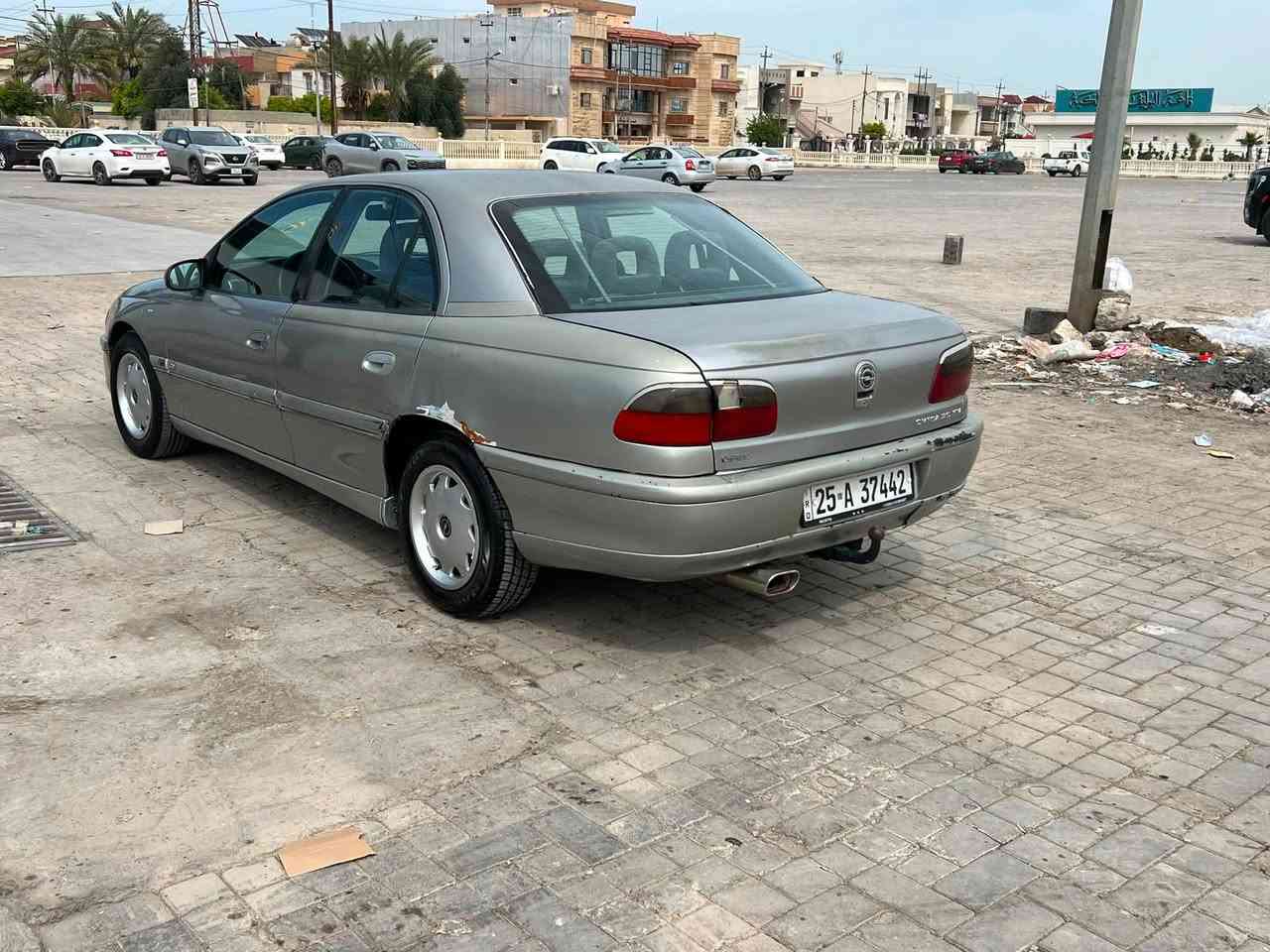 سلام عليكم اوبل بزون للبيع موديل ١٩٩٥محرك كبس كير عادي محرك جديد مال كصه سياره رقم دولي سنويه جديده سياره ما تحتاج كلشي شغل وروح سعرها 40وبيها مجال ***********

