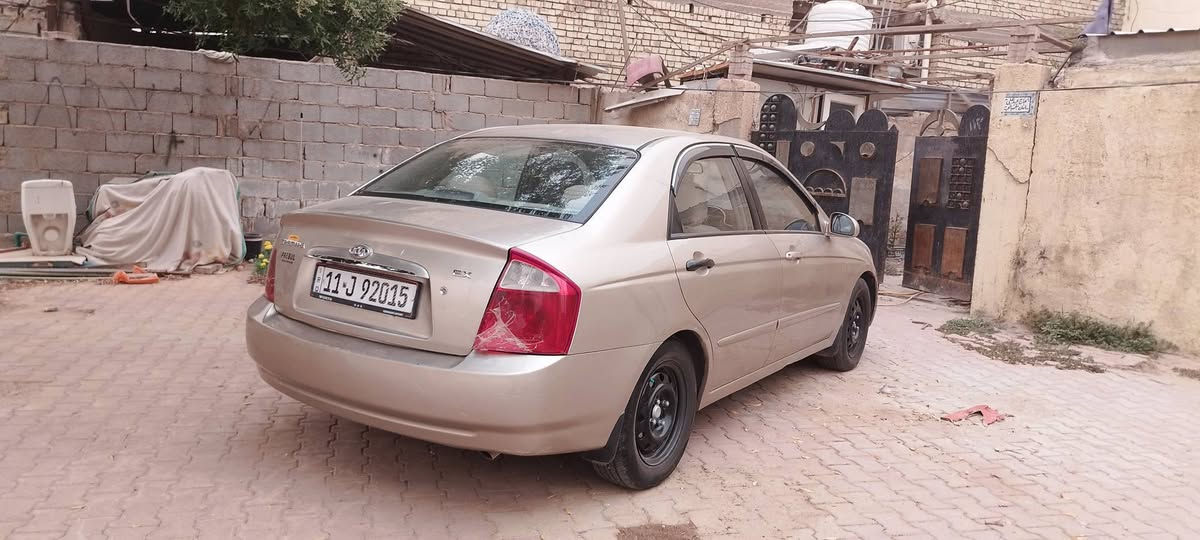 للبيع موديل 6 جاهزه من كلشي 
السعر 70 وبيها مجال
***********
