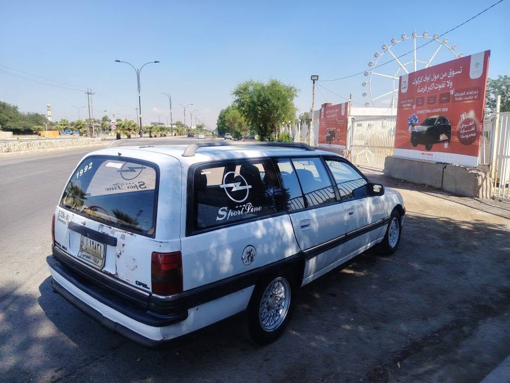 سياره اوبل اوميكا موديل 92حجم20 سياره نظيفه جدا كولشي مابي شرط بدون ضربه سنويه مشروع وطني لل 2030 بي دفتر بنزين كهربائية كلها شغال تخم صدر جديد سعر 25وبي مجال بسيط عنوان كركوك رقم هاتف *********** كركوك, العراق
