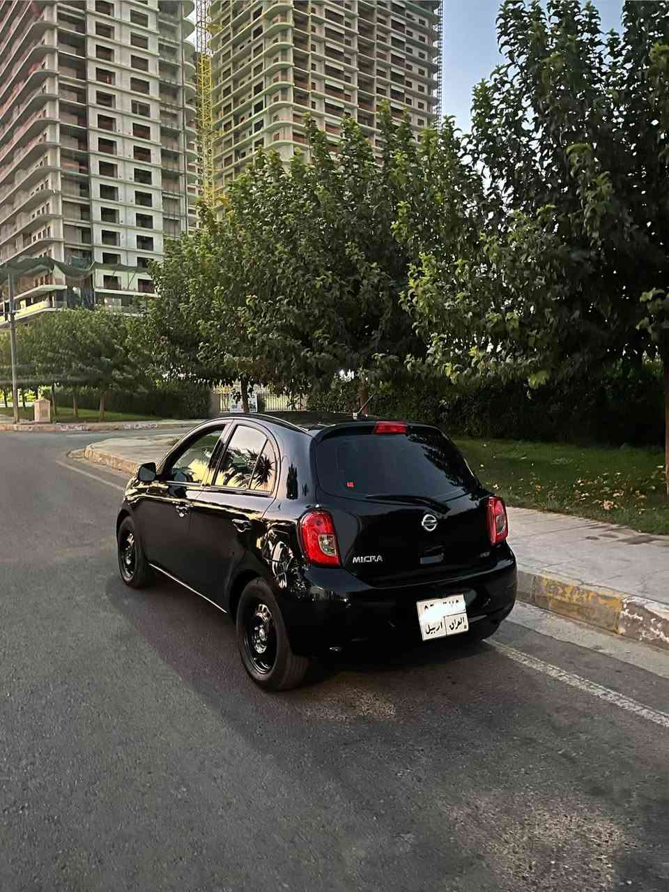 ميكرا امريكي ٢٠١٧هه مو شتيكي به شه رت دوو پارچه ي بوياغه يه ك بست دوسه ي گرتوه پيشو پشتي كه پس دوو ده رگاي قوپي هه يه چانه كراوه ئايپات فوليم كاميره شه غال تايه ي نوييه ١٠٦هه زار رويشتوه ***********فايبه ري له سه ره ٨٢$مجال أربيل, العراق
