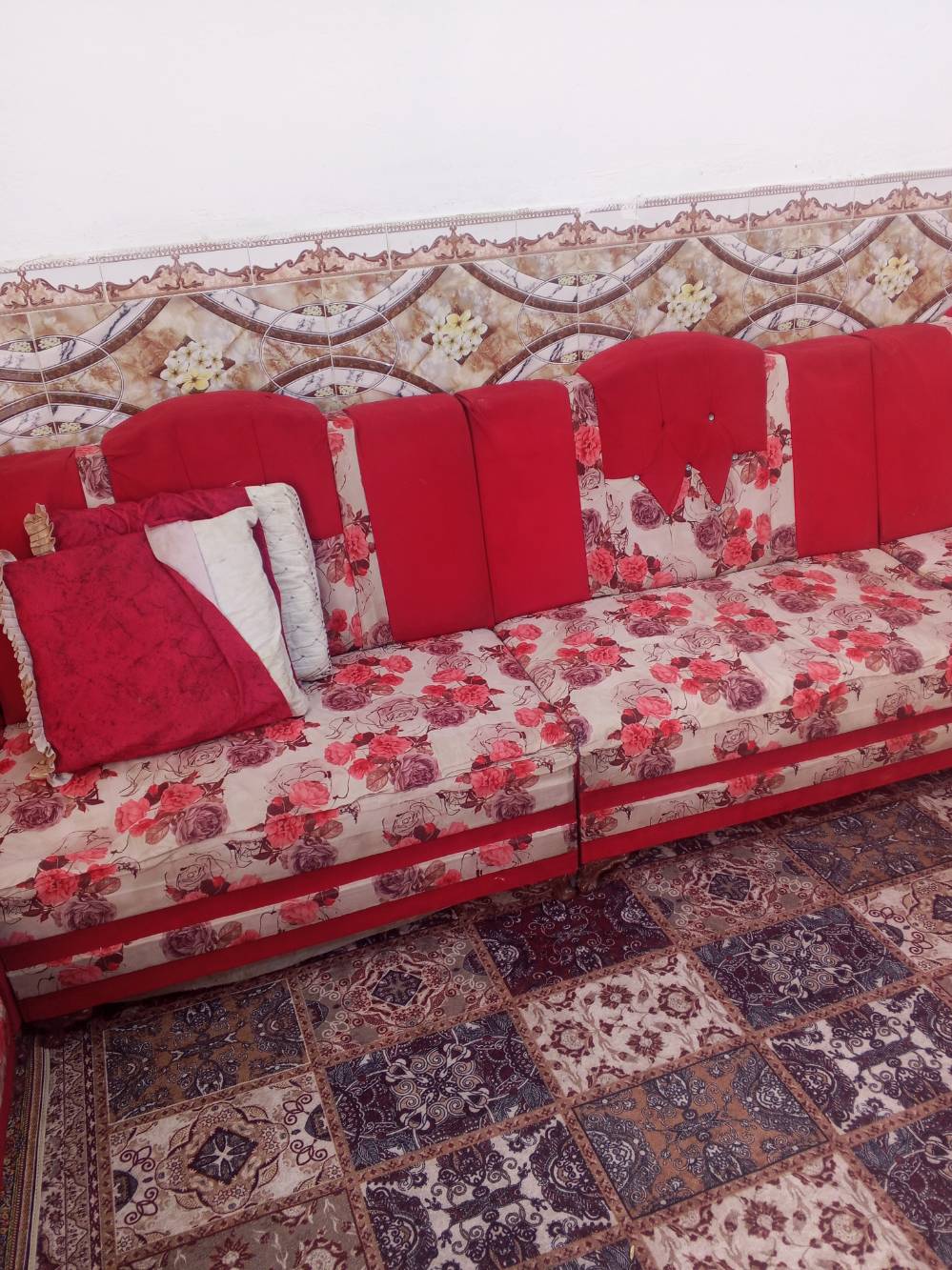 طقم كنب • ست قطع • ١١ مقعد