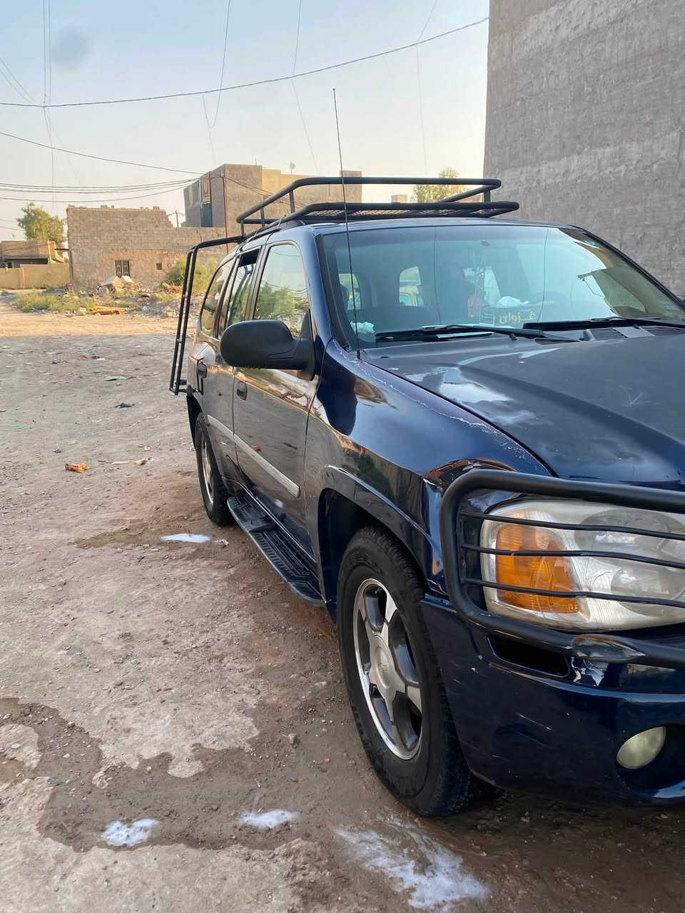 السلام عليكم سياره GMC للبيع موديل 2008 مواصفات المكينه نضيفة والكير نضيف والدواخل نضيفة سعر 78 ورقه وبيها مجال قليل العنوان بغداد الشعله ***********الرقم
