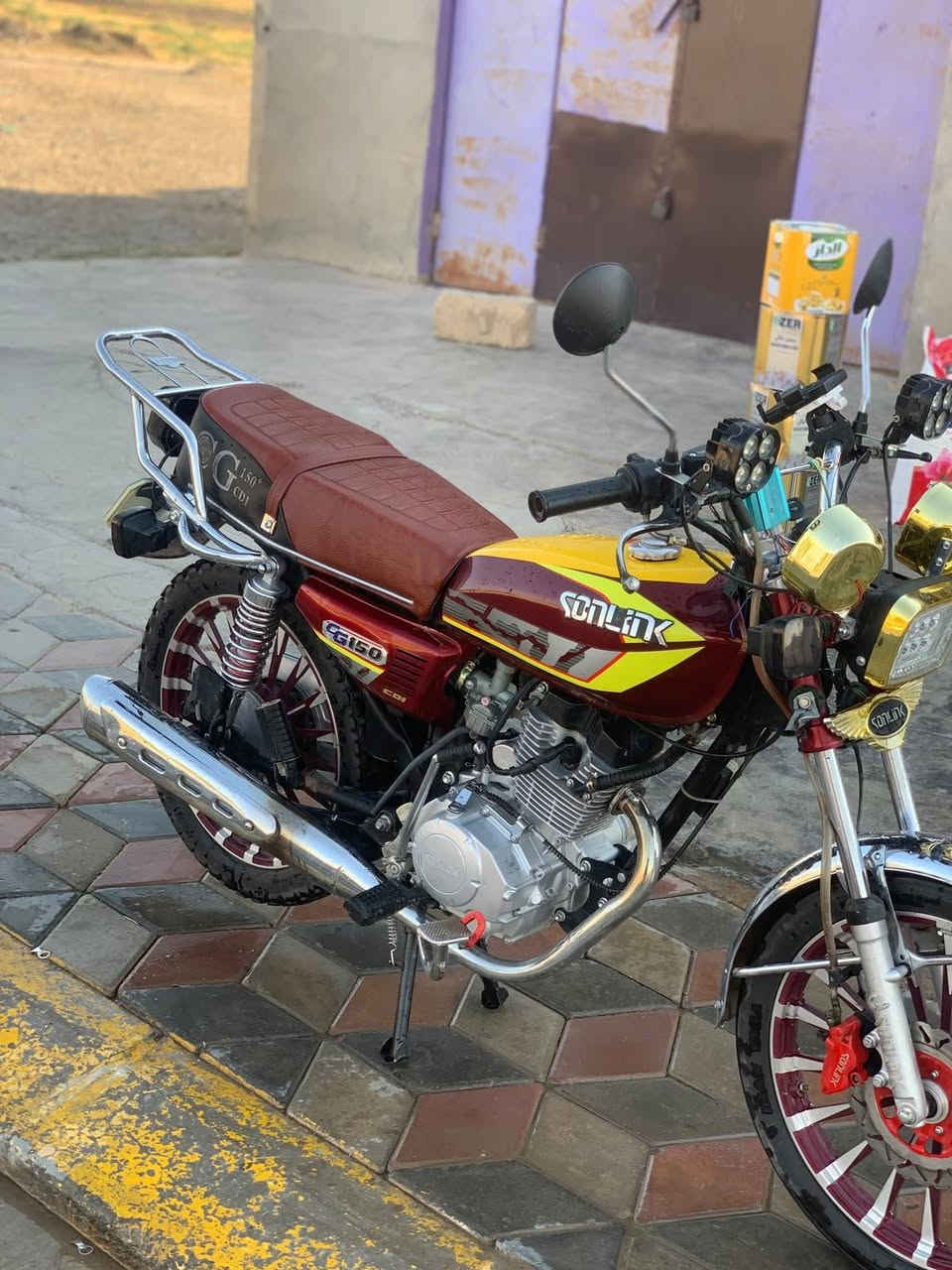 السلام عليكم دراجه للبيع موديل ٢٤محدث ٢٥ السعر 650 وبي مجال مفتوح الخاص والرقم ***********

