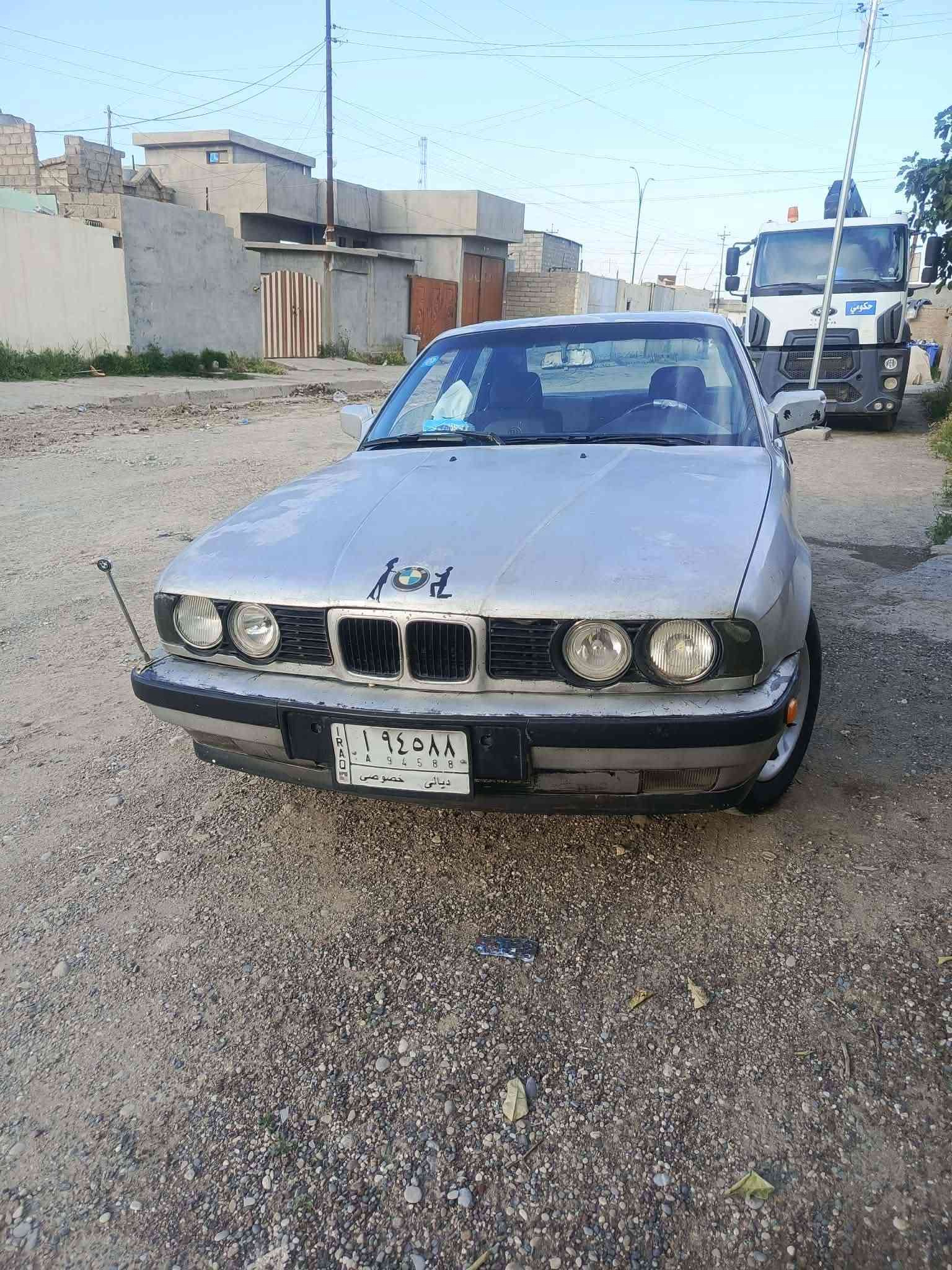 بي ام ٥٢٠ • ١٩٩٣ • رقم ديالى
