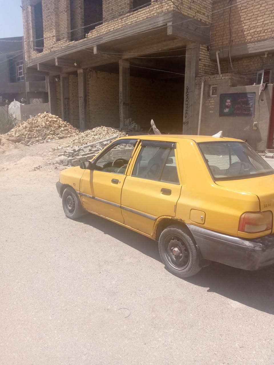 سلام عليكم سايبه موديل 15 سياره جاهزه حداديه جديده مكينه كير خير من الله مصفره هيه وغرامات سياره جاهزه من كلشي سنويه 2027 مدور ثاني يوم الاستفسار على هاذه رقم ***********

