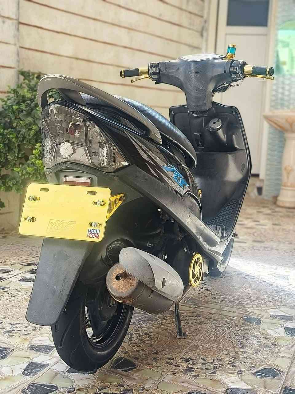 السلام عليكم ماكس عدله كفاله عامه
دراجه كلها ختم واحد وجيب وياك ١٠ فيتريه وافحص ودراجه غراضها البلاديه موجوده بس احنه مخلين يدات بريك رياضي قاعده رقم رياضي يدات رياضي قبق عنبار رياضي قبق فلاوين رياضي وقطره دهن وقبق شاصي رياضي لل جمالية اما غراضها البلادي موجوده دراجه كفاله عامه
السعر 850 وبيها مجال بسيط 🪭
عنوان الراشديه مال حسينيه 
رقم ***********

