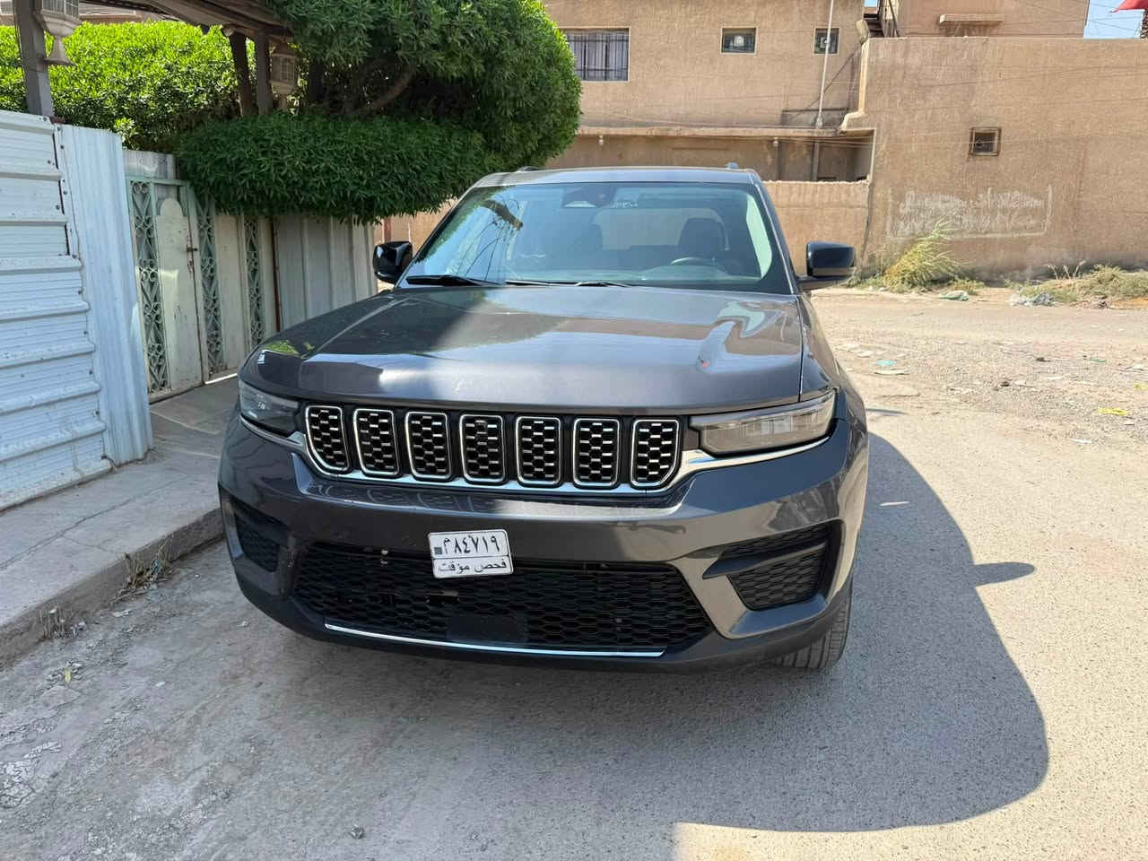 الـســݪام ؏ـليڪم

جيب موديل 23 بدون رقم 

نص مواصفات 

فتحه سقف 

تعميره 

مبدل شواصي ولغود من البنط 

شغل درجه اولى السياره جاهزه مابيه اي نواقص

السعر 198 

للاستفسار 

***********

