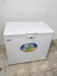 ثلاجة • جديدة • للبيع