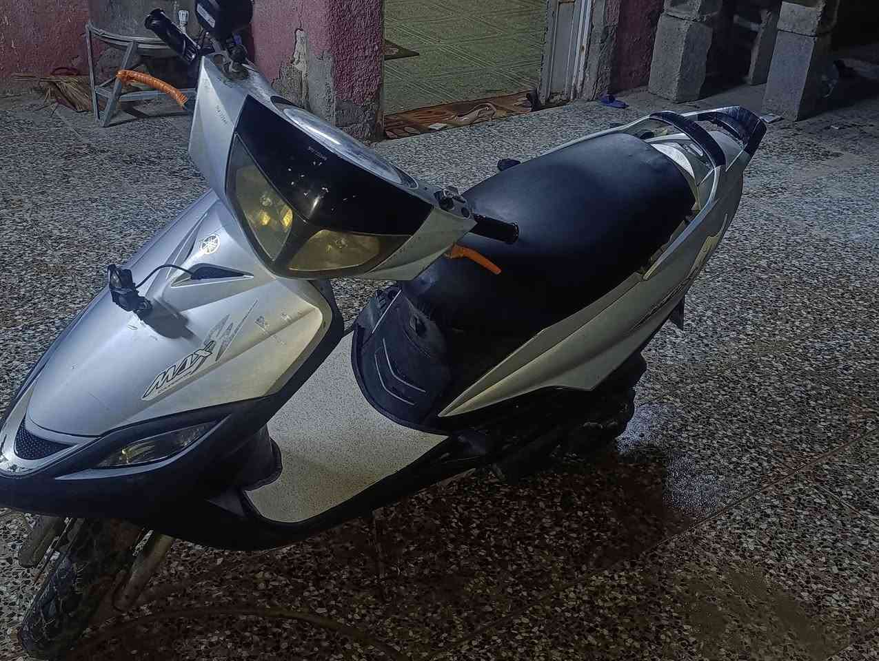 دراجه ماسكه ثعلب كهرباءات كلها شغل ***********
