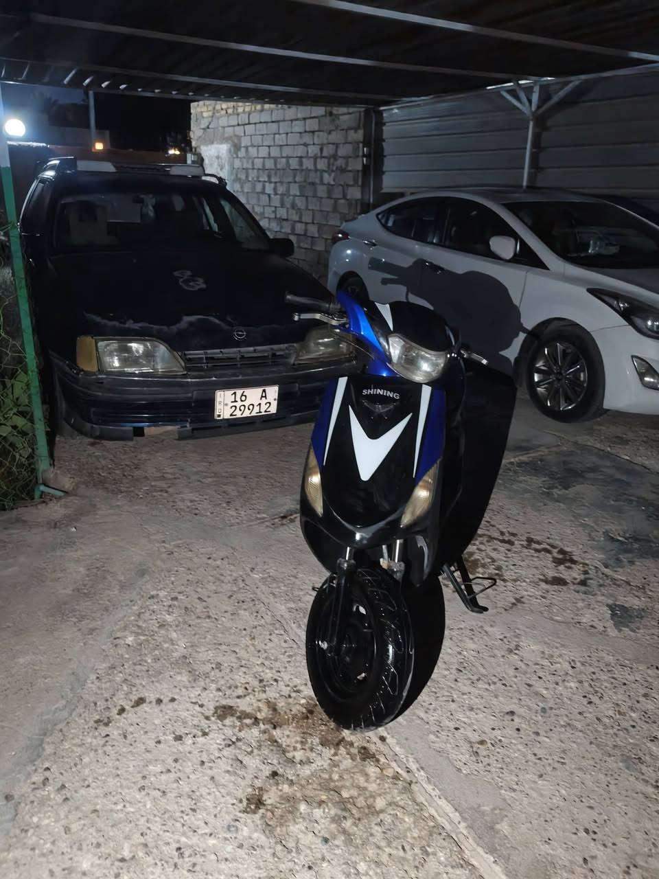 السلام عليكم دراجه شوفت عينك نضيفه صالي 4 اشهر من طلعنه من الوكيل مكفوله كفاله عامه عل فحص 🩵 150cc اربع ولفات 
مكاني دوانيه السعر 675 وفيها مجال استفسار الرقم ***********
