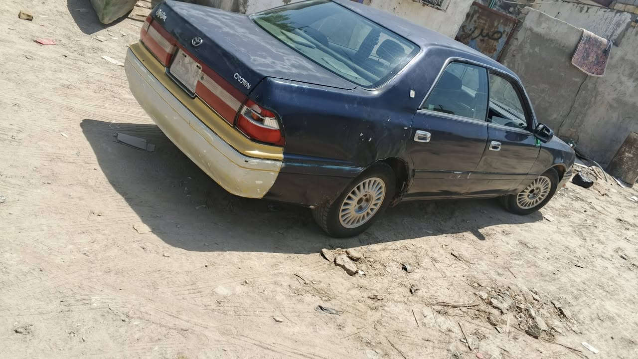 سياره راس الثور فلات مكينه وكير ففتي ادوات رايده ب ١٧ وبيه مجال وهاذه رقمي  ***********
