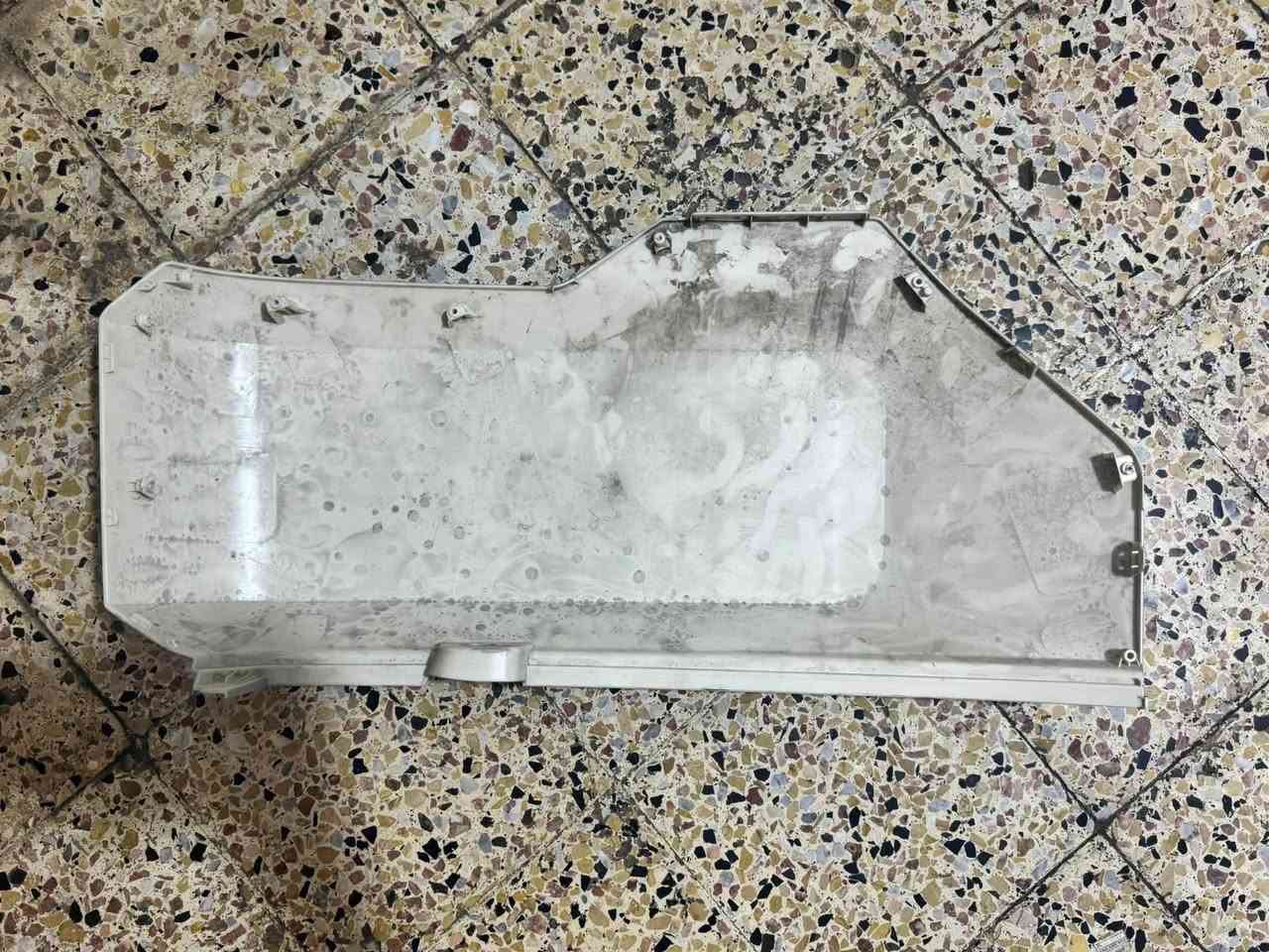 للبيع ! قطعه واحده صفحة ريان وحش الكون تايلج جهة يمين  السعر40 الف غير قابل للنقصان  رقم ***********

