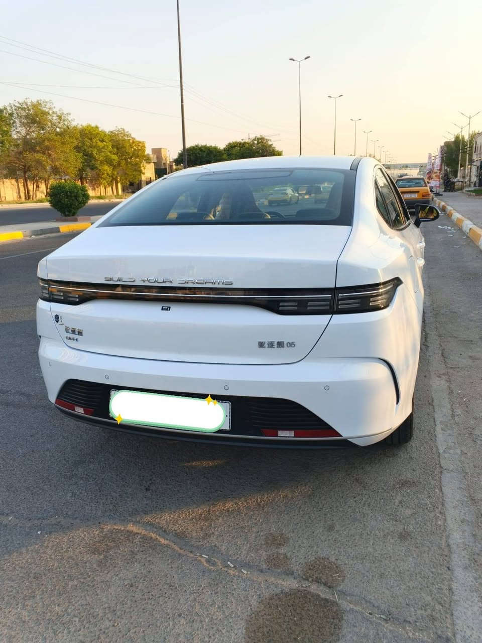 السلام عليكم 🌹
للبيع بي واي دي دستروير 05 موديل 2025 🚘✨

 رقم بغداد
 مكفولة
 الممشى: 8,000 كم
 موديل 2025
✨ سيارة نظيفة جداً ومرتبة وبحالة ممتازة

💰 السعر: 20 مليون دينار عراقي وبيها مجال

📍 المكان: بغداد – الحرية
📞 للاستفسار: ***********

والله خير الرازقين لنا و لكم 🌹
