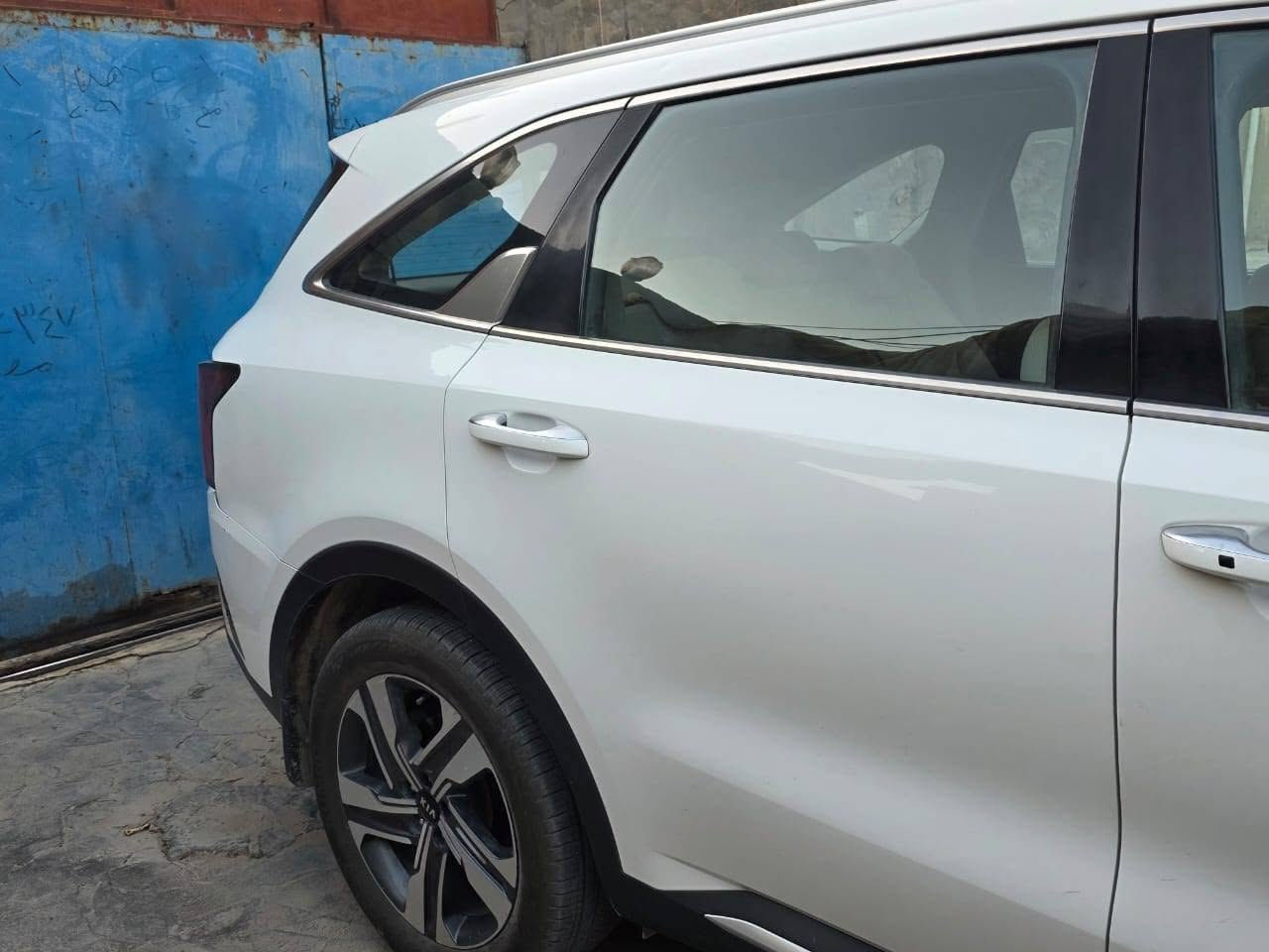للبيع كيا سورنتو LX 2021 رقم نجف بسمي
#المواصفات

محرك سته سلندر

محرك كير جدد بلاد
كير ماوس

كامرة خلفيه دوارة

رادار امامي

تلث قطع تبريد 
التبريد (عاطل )

تحكم ستيرن 

توقف ذاتي

انظمه القيادة (عادي/ECO/سبورت)

سبعه راكب

مانع تزحلق

اشاير بالمري

ماشيه 100

مثبت سرعه

لد امامي

لايت زنون

بيه فقط حلوب قليل  

للاستفسار الاتصال عل رقم 
***********

السعر (240) وبيه مجال
