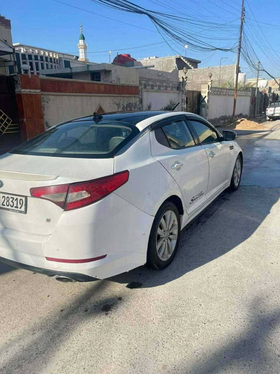 سلام عليكم
كيا اوبتيما 2012 خليجي فول مواصفات
بنوراما
كامرة بلادية بالمرايا
حساسات خلفية 
مري شفط
قطعتين تبريد
كشنات جلد
شفتات استيرن
تحكم استيرن
خمسة ويل كب
محرك 2400
السيارة محزمه
السعر 93 وبيه مجال 
للاتصال ***********
