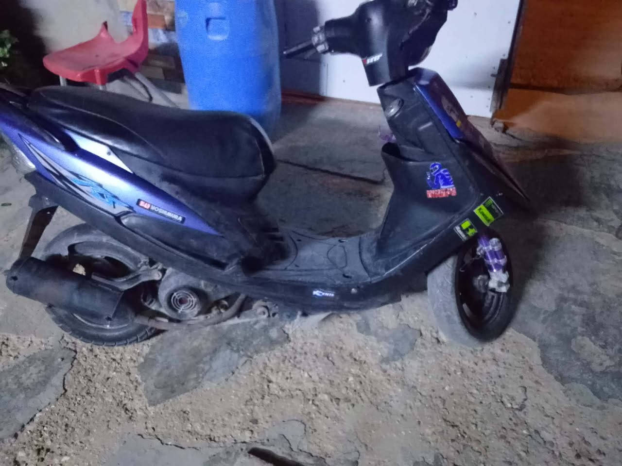 السلام عليكم 

دراجه ماكس عدله للبيع نضيفه السعر 350 وبيه مجال قليل 
المكان حصوه اسكندريه يم جامع أسامه بن زين 
الرقم ***********
