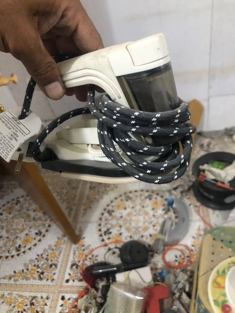 كلمن وسعره حله
سياحي ***********
