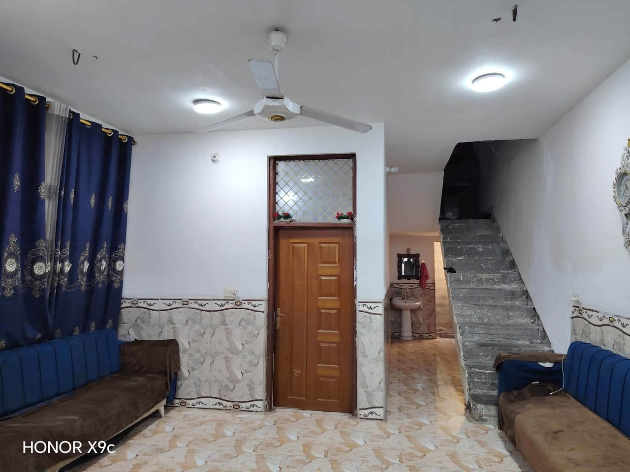مشتمل للبيع حي ذؤيب الثاني كافه الخدمات
مساحه 125
غرفه 5/4
هول 
مطبخ
مضيف
مشتمل كامل
صحيات داخلي 
منور ع عرض البيت 
السعر 48وبي مجال 

‭***********‬

