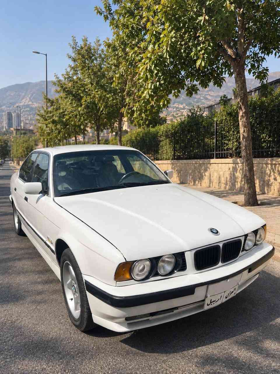 BMW 525 | ١٩٩٣ | سپی 🤍
گێر تۆماتیک ⚙️
• ١٩٩٣، ڕەنگی سپی
• سەیارەکە تازە سێرڤیس کراوە
• پشت و پێش توندکراوەتەوە
• نۆزل، پلاک و فیتپەمپ نوێ کراوەتەوە
• وەرگەڕان و بڕانەوە بە شەرت
• بەناوکردن و وەکالە بە شەرت
• سلایدی عێراقی
• نرخی: ٤٣ وەرەقە
• مەعمەلەی تێدایە
٢ وەرەقە غرامە پاش مەعمەلەی دەگەڕێتەوە
تەلەفۆن بکە یان نامە بنێرە
واتساب بەس : *********** أربيل, العراق

