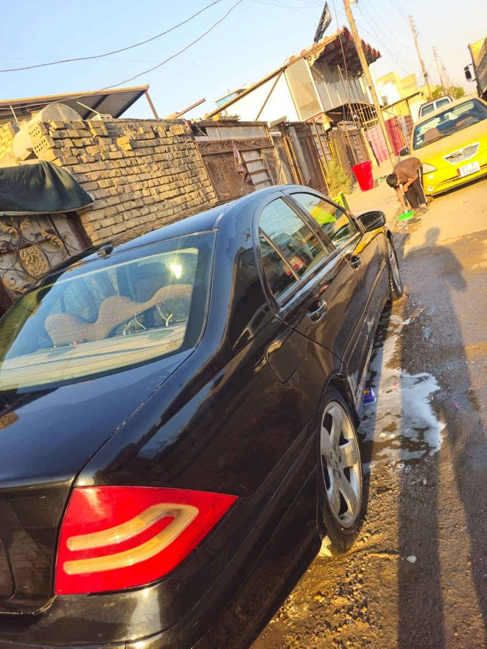 مارسدس أدوات بدون كصه محرك بطه 300 عنوان الرصافه مدينة الصدر بيع او مراوس 
السعر 28
***********
