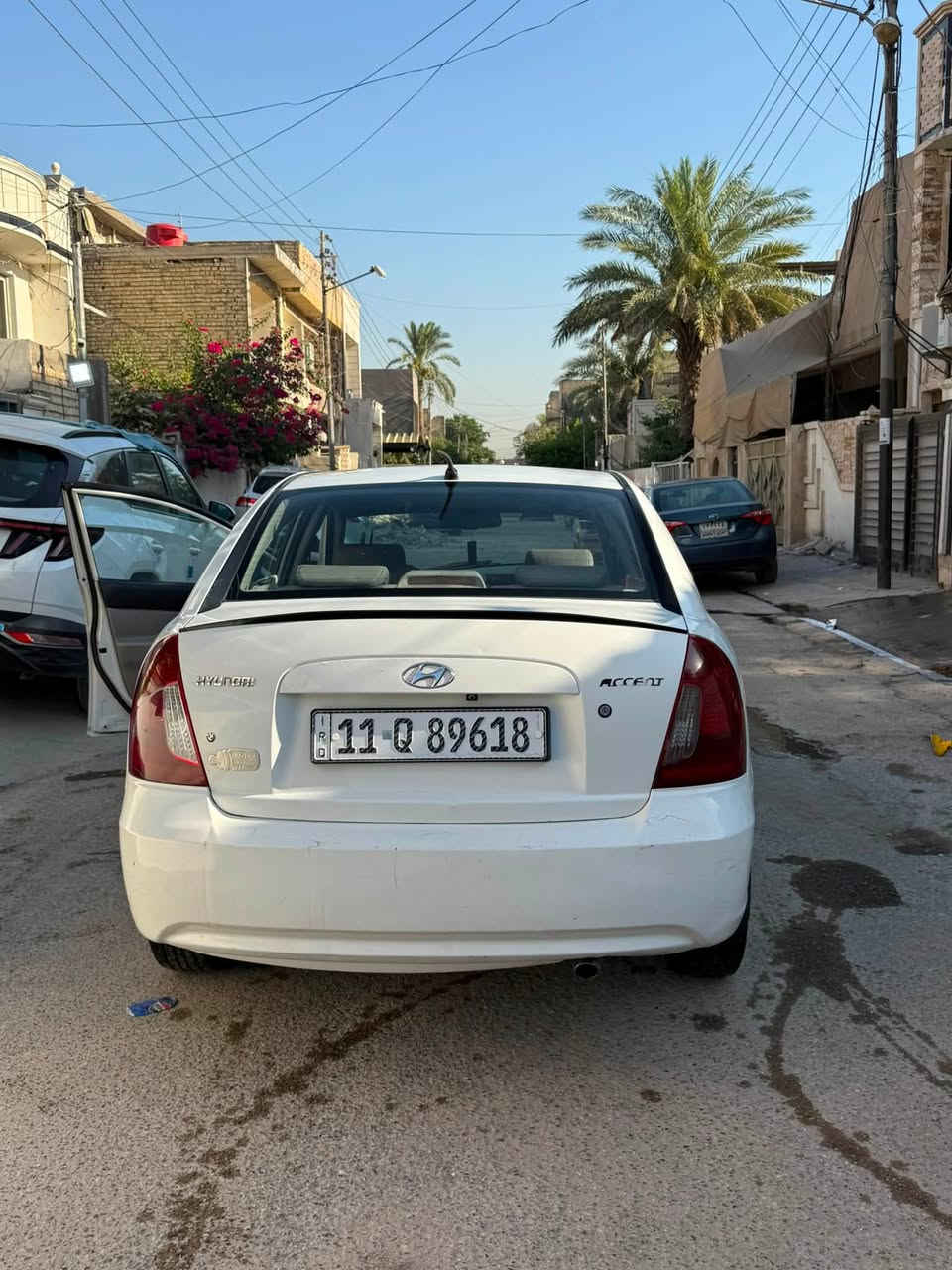 السلام عليكم اكسنت ٢٠٠٧ للبيع مبدل دعامية امامية وبنيد وصبغ باب الخلفي والدعامية الخلفية كير ومحرك مكفولات وسونار امام عينك السيارة بحالة جيدة رقم بغداد تحويل ثاني يوم هزة جديدة 
‼️ السيارة بدون تبريد 
مكان : بغداد الغزالية
رقم للاستفسار : ***********
السعر : ٧٤ وبيها مجال بسيط
