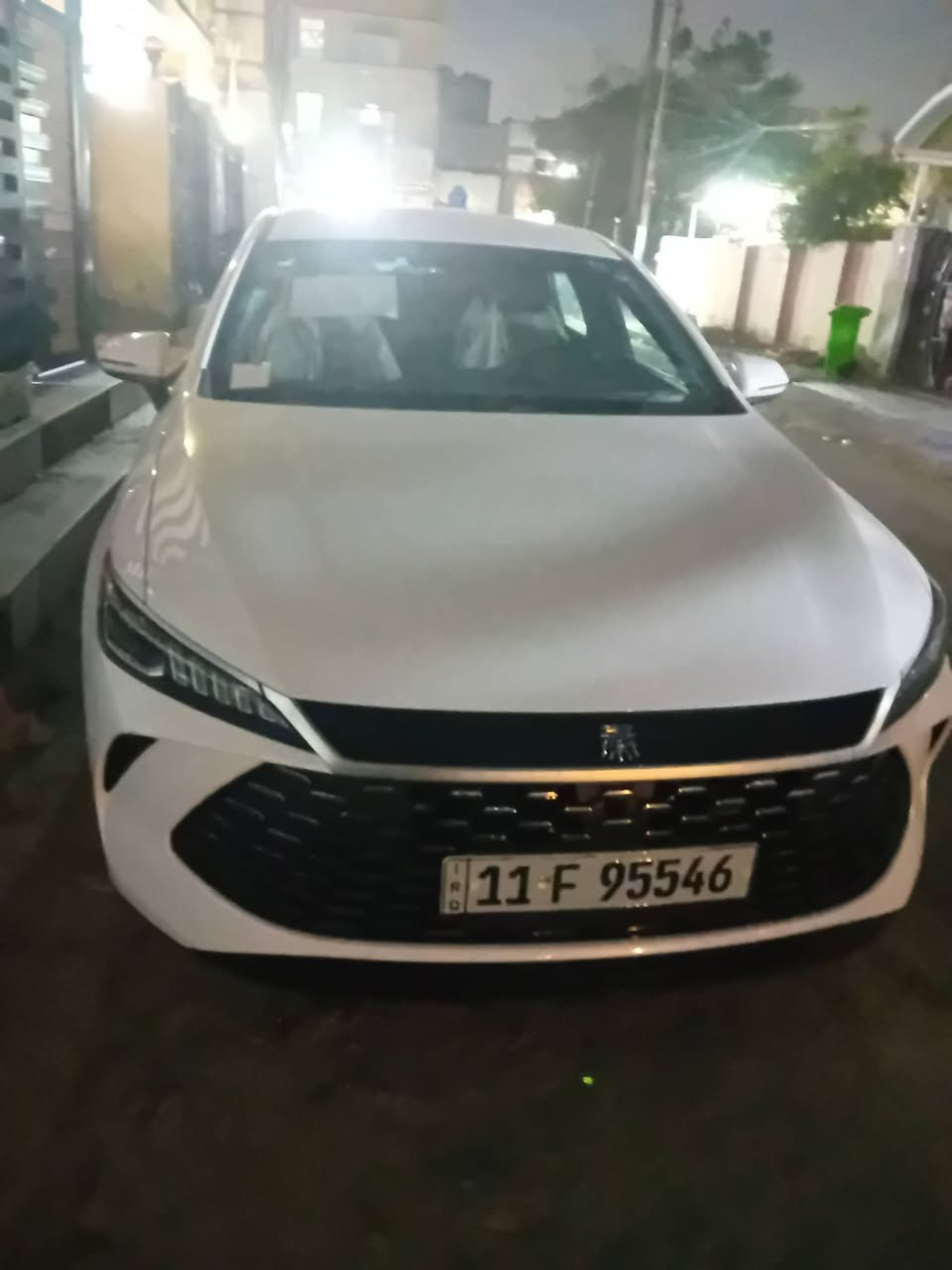 السلام عليكم  جن بلاص زيرو للبيع موديل ٢٥ لون أبيض داخل زيتوني رقم بغداد باسمي  السعر ٢٠. و   ٣٠٠ 
هاذا رقم *********** عنوان الشعب قرب اعداديه صلاح الدين

