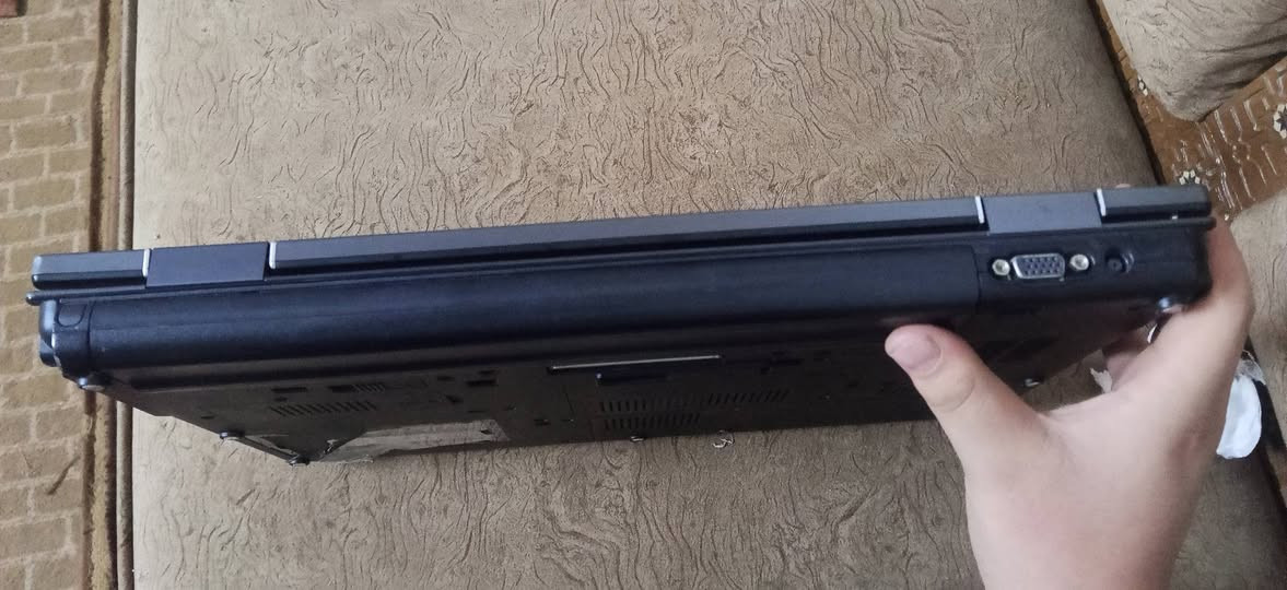 HP EliteBook 8540w • كرت Quadro • كيبورد ناقص