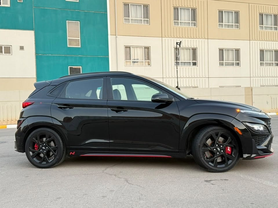 Kona N (2.0T) 2023
السلام عليكم 

كونا N وارد امريكي موديل 2023
فقط تبديل باب صندوق بلادي  الخلفي وصبغ بسيط حافه بك لايت بدون ايرباك كله شرط بأسمي هزه فحص جديد شرط تحويل 
بجم كبس
السيارة ماشية 43 الف مايل تقريبا 
‏السرعة300
المحرك :2000تيربو N🚀
صور الحادث بالمنشور

المواصفات:#N 
كشنات كنتاره وجلدN
تحكم ستيرن نورمال وسبورت N mood NGS
تخم تايرات جديد 
ابواب بصمة
بصمة تشغيل 
شحن وايرلس
شاشة ايباد
كاميرا
نظام صوت هارمن كاردن دمام 
اشارة مرايا
اوتو ستوب امامي خلفي
نقطة عمياء
تحديد سرعة
تحديد مسار
تنبيه الخروج عن المسار 
رادار امامي 
رادار جانبي 
رادار خلفي 
نظام _ECO
نظام _ 𝐍𝐎𝐑𝐌𝐀𝐋
نظام _ 𝐒𝐏𝐎𝐑𝐓
نظام _ N🚀
كشنات هيتر
لايتات ليد 
بگلايت ليد
للاستفسار: *********** واتس
