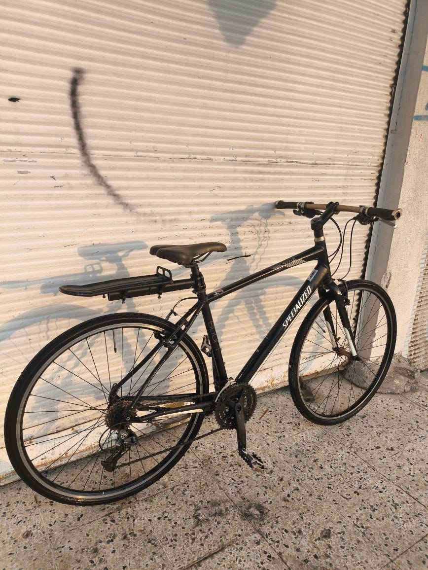 السلام عليكم 
للبيع / سبشل زد Special ZD
حجم c700
زوج تايرات زوج جوابه جدد
قبضات النكي اصليات 
كير خلفي 9 امامي 3 فقاسات 
بريكات جطلات بالمكان 
وزنها ريشه حيل حيل حيل خفيفه 
دراجه بلاديه والنضافه كدام العين 
السعر 150 وبيها مجال مكاني موصل قادسيه الثانيه 
***********
***********
