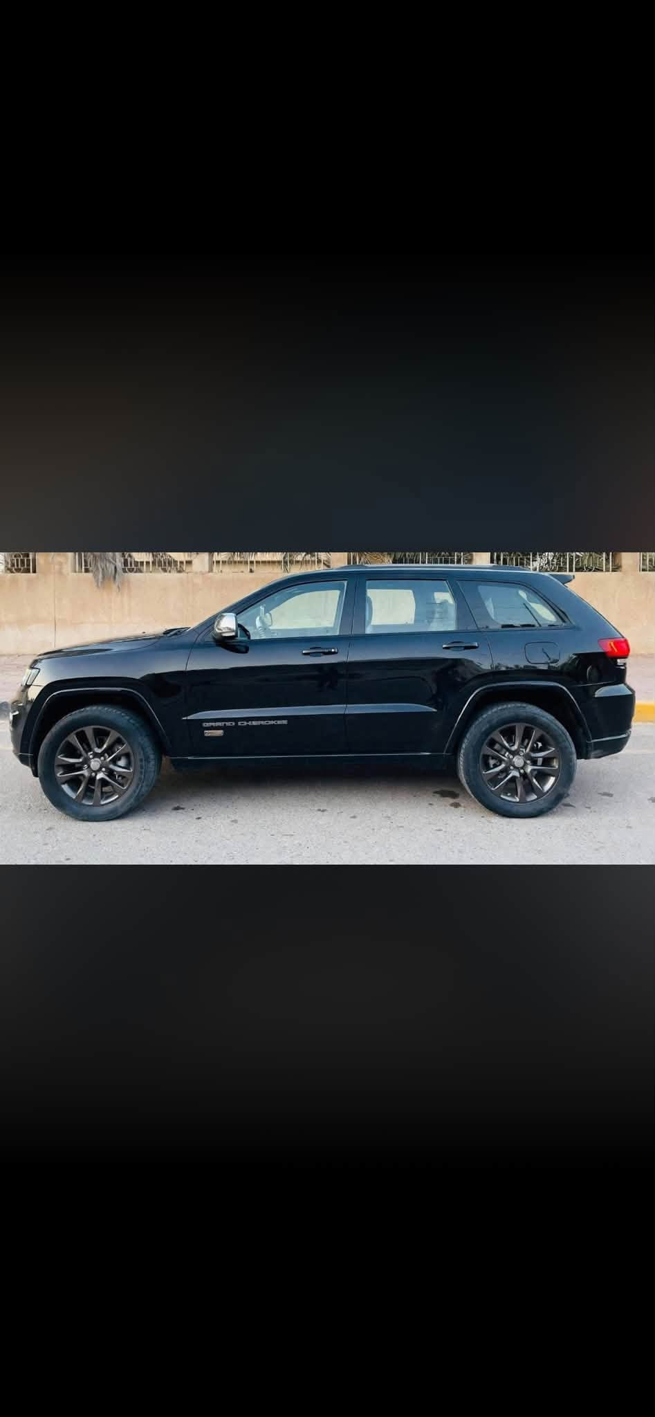 جراند شيروكي • مكينة V8 • جنط 20