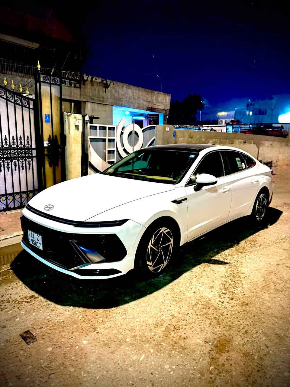 سوناتا مديل24  خليجي مكفوله رقم بغداد باسمي فول مواصفات ماشيه 33 الف السعر235 العنوان بصره ابو الخصيب ☎️*********** وتساب
