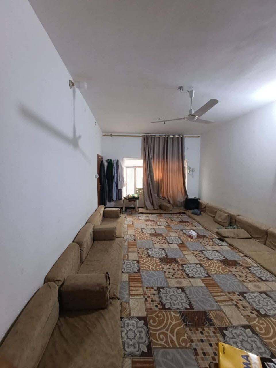 دار للبيع.
نادر منطقة قرغول الزراعي 
شارع زين العابدين ع.
مسافة 300 متر تقريبا عن شارع حلة - ديوانية.
- طابو زراعي سند 25.
مساحة 200 متر
- طابقين.
الطابق العلوي 3 غرف نوم ومجمع صحيات كامل .
- خدمات كاملة من مجاري وكهرباء وماء اسالة وتبليط واسواق.
- للاستفسار مكتب النبل للعقار والبناء والهندسة 
*********** واتساب 
*********** واتساب
