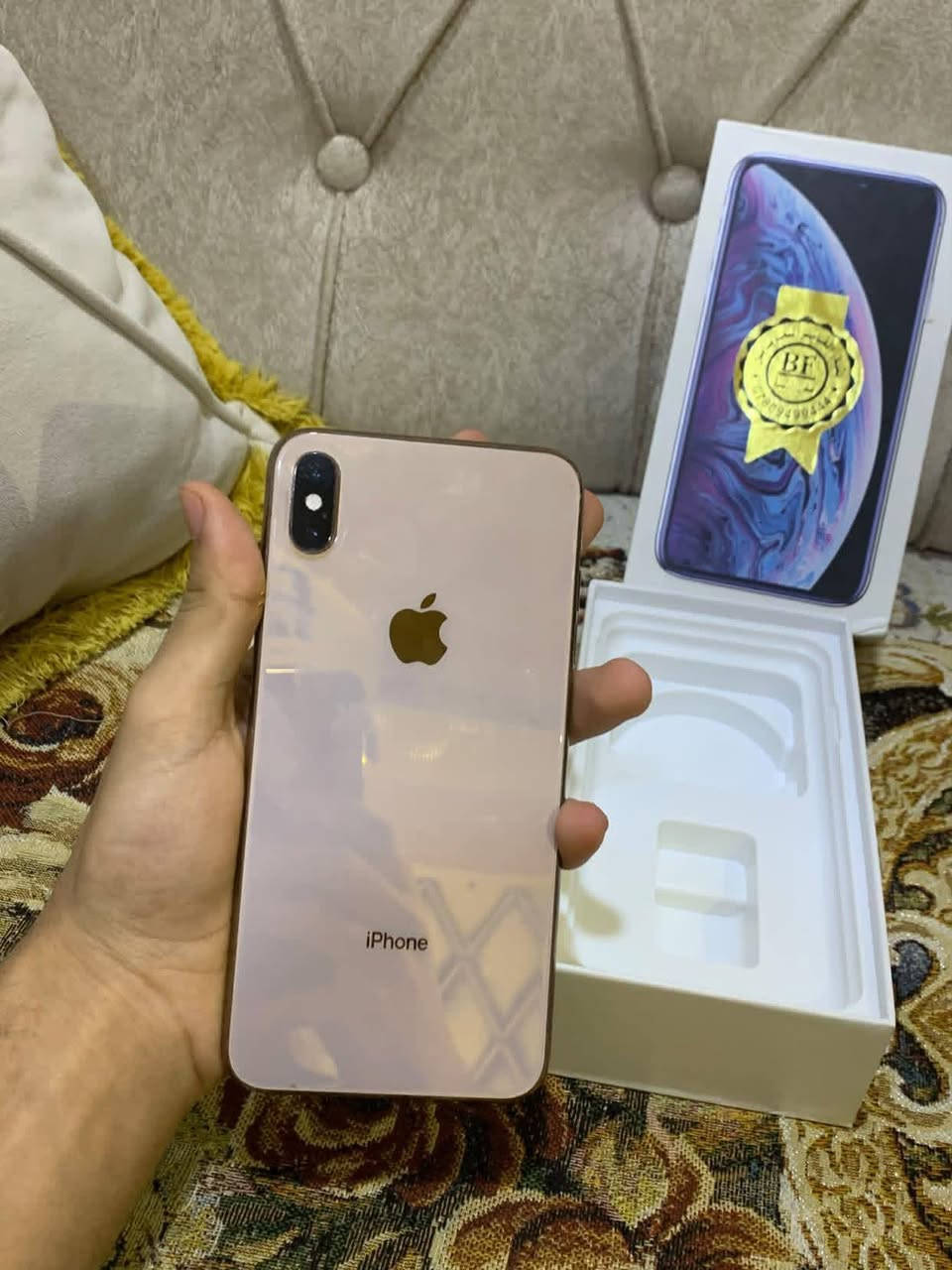 إكس ماكس للبيع نضافه 100/100
ذاكره 256 🔥
دبل خط يعني خطين
بطاريه 100 🔥 مبدله وكاله شرط 
تنسه الصرف 
فيس ايدي متوقف  والباقي كله بلادي شخط مابي 
جهاز فول مابي اي خلل 🔥 
ملحقاته كامله كارتونه وكيبل شحن 
السعر 230 الف فقط 
المكان الرمادي ***********
