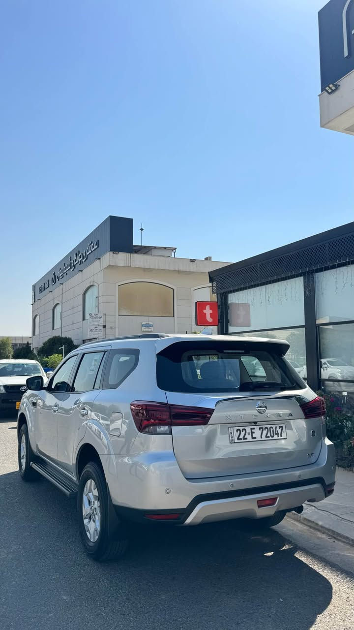 Nissan Xterra 2022 

مۆدێل 2022 تەنها 6000کم ڕۆیشتیە به ناوى خۆمانە سفری ئێرەیە دەبل اكسل نيه چوار پستنه لەونى سلفره هیچی نییە کلیین تایتلە  زۆر خاوێنە شوخت و لێدران و ساردیشی نییە هەزە و سەنەوی هەموو شتەکی نوێیە هیچ مەسروفەکی تێدا نییە 
سعری 223 وەرەقە 
ڕەقەم تەلەفۆن و وەتسئەپ : *********** أربيل, العراق
