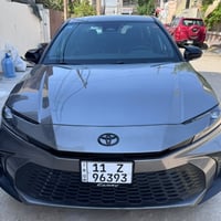 كامري SE • هايبرد • ٢٠٢٥