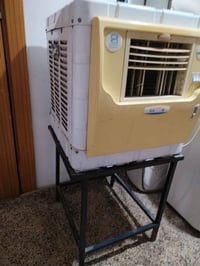 اغراض • صوبة • مكنسة