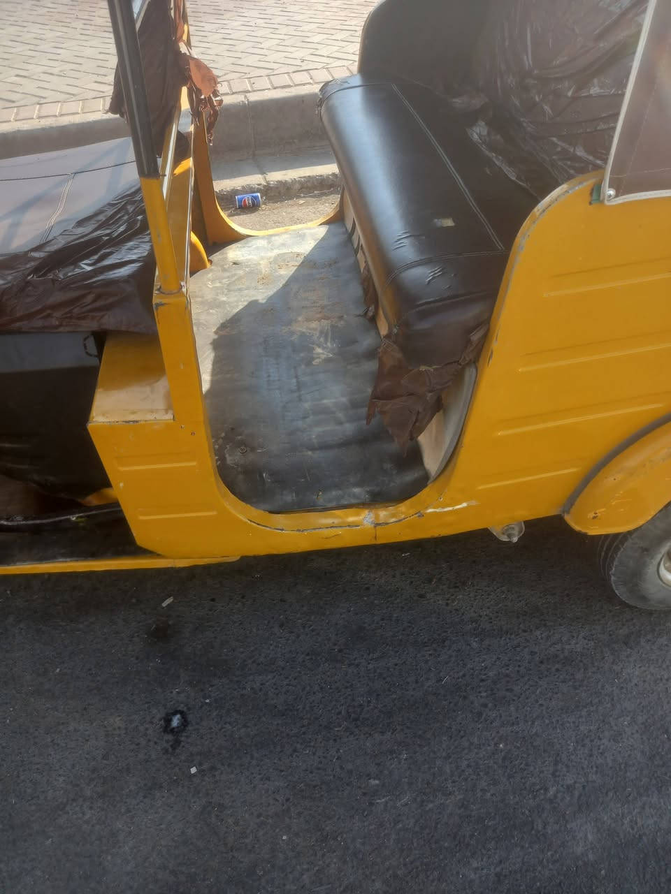 موديل ٢٠ شهر ١٢رقم وسنويه
مكفوله كشر مكينه 
***********
