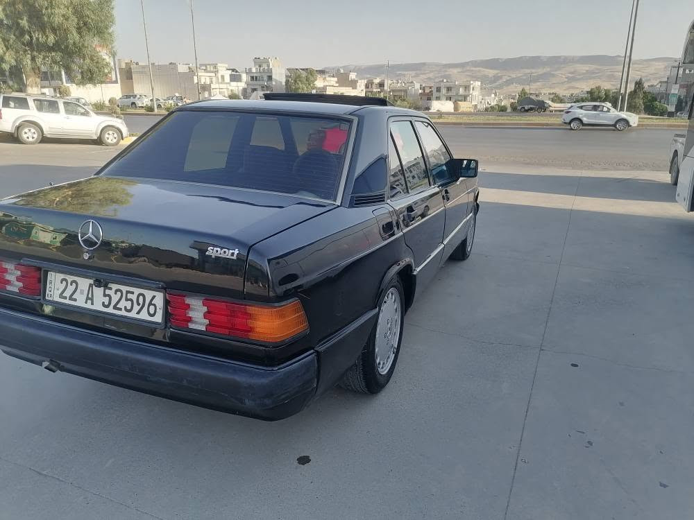 ***********
مارسيدس 190موديل 1991 محرك بيلادي اربعة سلندرة  محور كابريتةر  بشرط ماشاءالله حيل نضيفة كير عادي
كاميرة خلفية
اثنين جامات كهربائي
سلايت اشتغول بشرط
تبريد اشتغول مثل ثلج🥶
شاشة ايباد
بلوتوث
كهربايات كل بشرط كل اشتغول اي نقص مابي
رقم و سنوية جديد حتا 2031 سنوية بآسمي 
سعر 45مجال بسيط 
سيارة ماشاءالله خير من الله كل بشرط كفالة عامة
رقم:***********
مكان:سليمانية السليمانية, العراق
