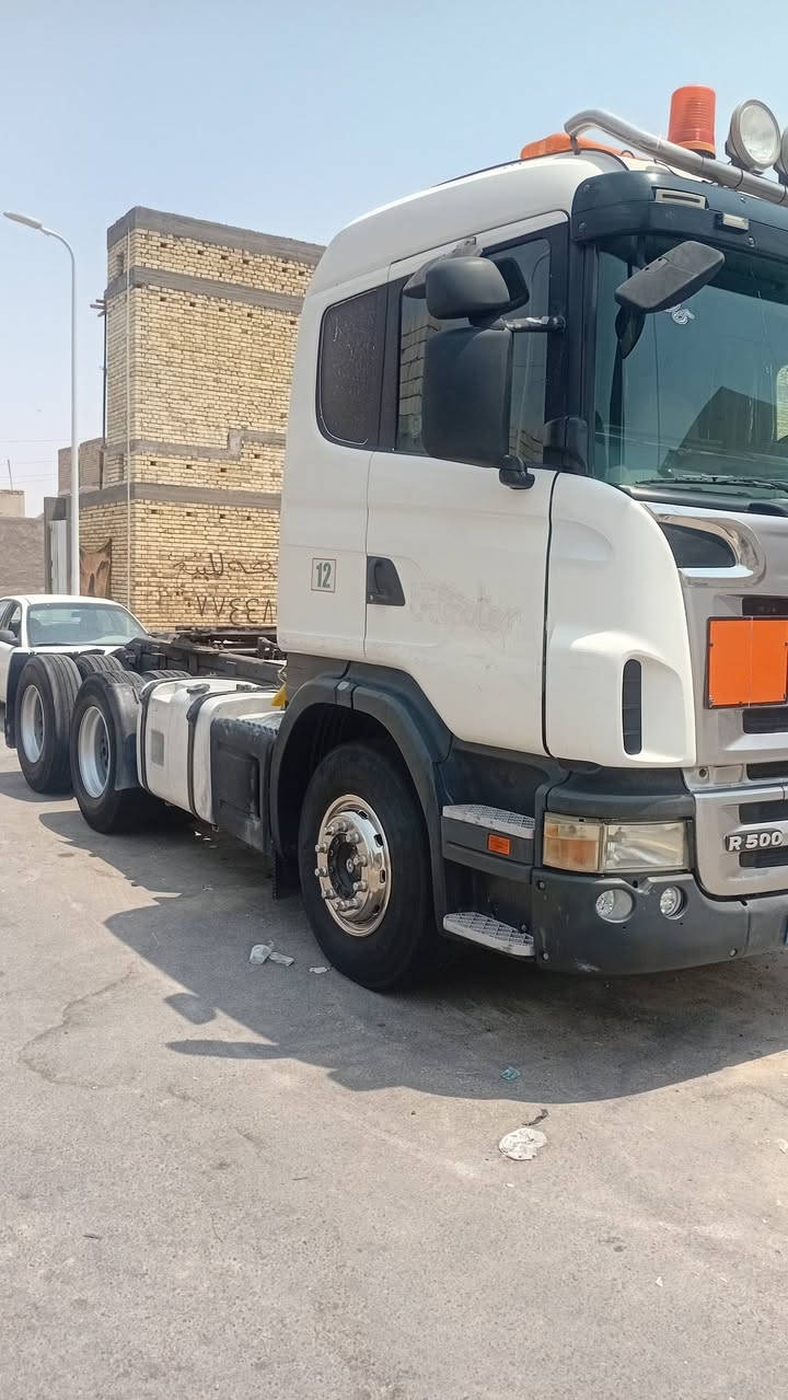 سلاام وعليكم سياره راس بلاديه 2004 مكينه 8 كير 900.o مجموعه ورده 26 تخم تاير رقم بصره سياره جاهزه للعمل ***********
