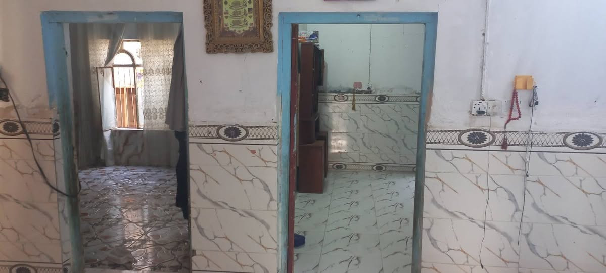 بيت زراعي • ٢٤٠م • شارع ٣٠