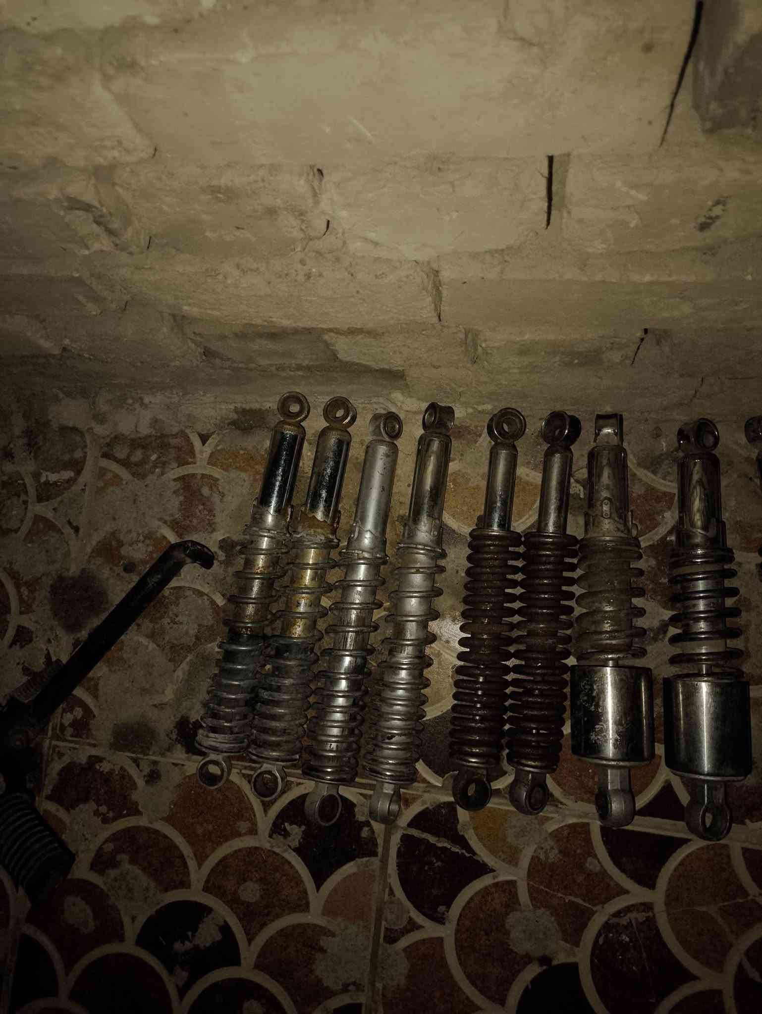 غراض تفصيخ كلمن وسعره مكاني رفاعي ولغراض لبلفيديو تعميره كامله وبعد وياهن باتري ما مصوره المكينه شلامجه 22 كلهن ب 175 قفل ***********
