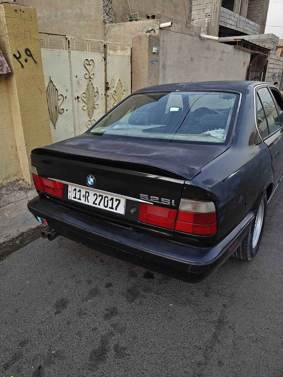 السلام وعليكم بي ام موديل 1991 صارلها 6سنوات يمنا
اصل بليته 525
كير بشرط 
محرك بشرط
بدون ضربه 
تبريد نقص غاز 
رقم بغداد دولي 
سنوية جديدة شرط تحويل  
دفتر بنزين بيه 
سعر58 وبيها مجال بسيط 
مكان كركوك ***********
***********
