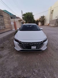 سنترا ٢٠٢٤ • ابيض • قطعتين صبغ