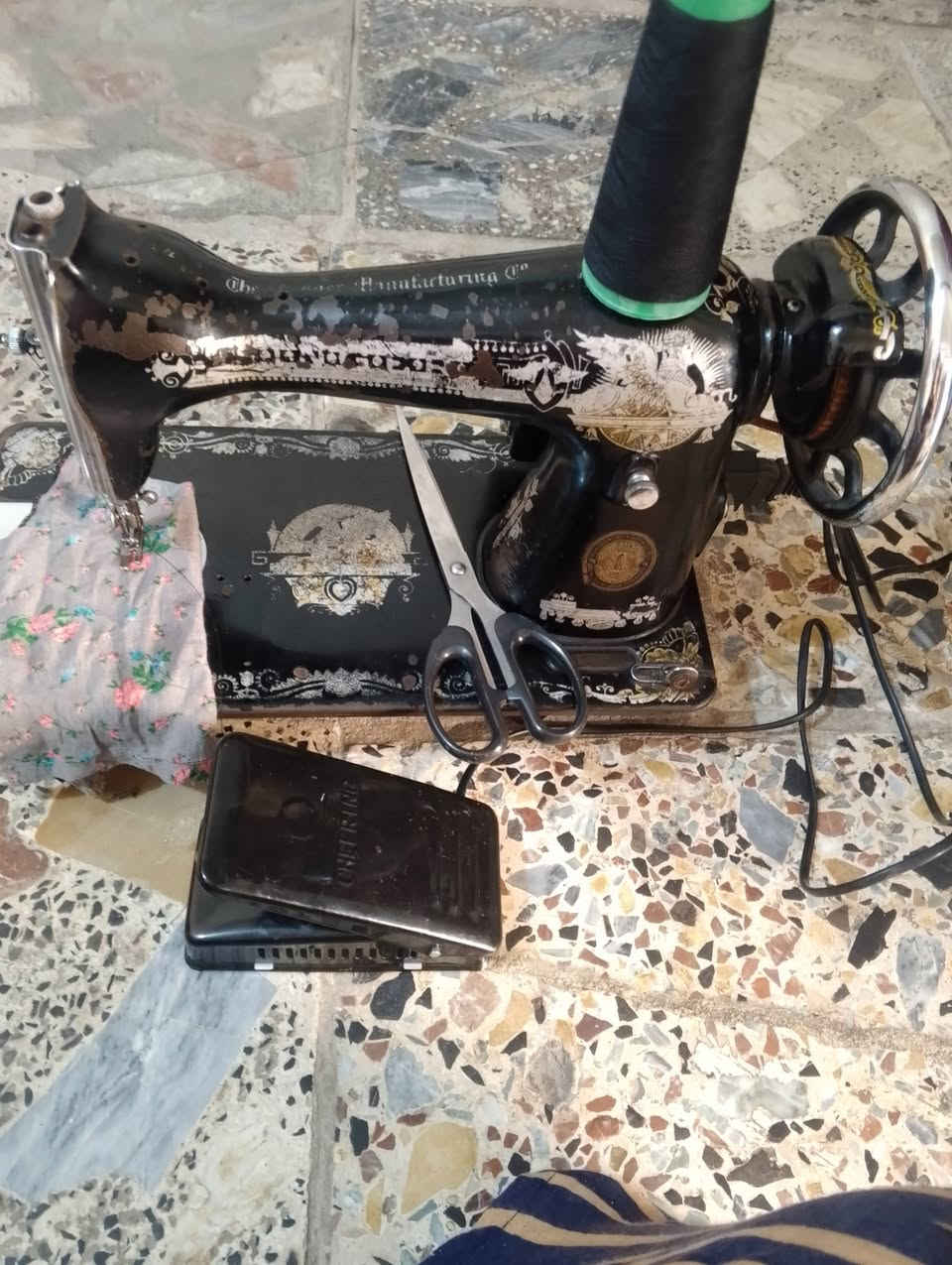 سلام عليكم مكينة نضيفة للبيع اي عطل مابيهة ولا مصلحة للتواصل علة الواتساب هاذة الرقم*********** السعر 50
