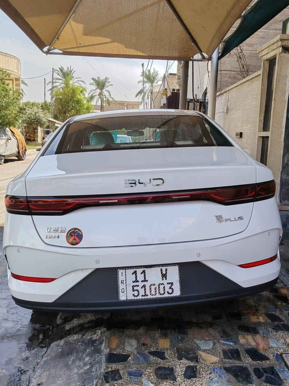 بي واي دي جن بلاص موديل 25 داخل ابيض زيرو السيارة ماشية فقط الف بحالة الوكالة مكفولة كفالة عامة رقم بغداد ومكانها بغداد/ الكرخ / حي الجامعة ***********
