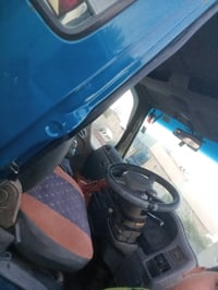 سياره للبيع ام عيون 2001 سياره مقفوله كفاله عامه من جير من شاصي العنوا...