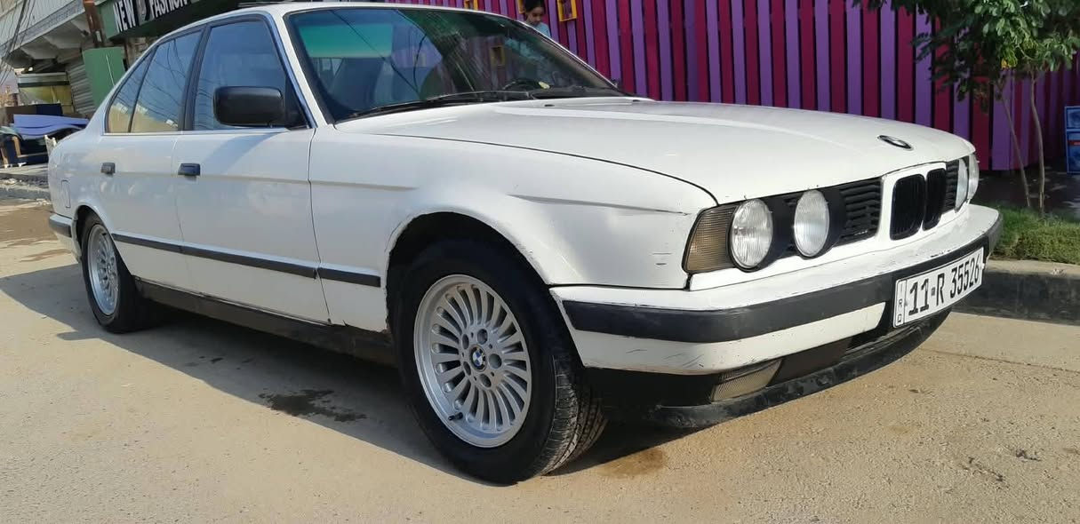 السلام عليكم
Bmw 535 كير عادي تبريد ثلج  سلايد جاهزه اي نقص مابيها  سنويه وهزه كلها جديده لحد 2031 
سعر ( 50 ) وبيها مجال قليل 
مكان بغداد جزيرة بغداد السياحية 
مكلف بالنشر اتصال  ***********
