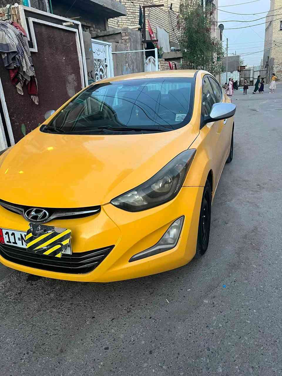السلام عليكم ورحمت الله وبركاته انترا مديل ٢٠١٤مكفوله السياره مكينه ألف وثمن ميه حادث دعاميه اماميه فقط ليدر واحد السياره مصفره هيه غرامات سنويه جديده وسونار موضوح بالصوره السعر108
رقم الهاتف ***********
